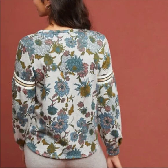 Anthropologie Dolan Left Coast Tagawa Gray
Floral Blouson Sleeve Sweatshirt - Picture 5 of 12